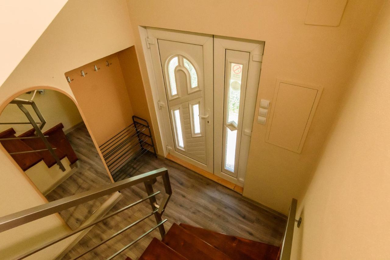 Apartman Elegant 2 Bešeňová Dış mekan fotoğraf